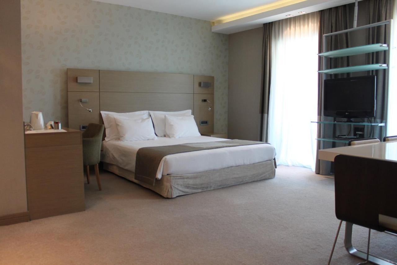 Anatolia Hotel 코모티니 외부 사진